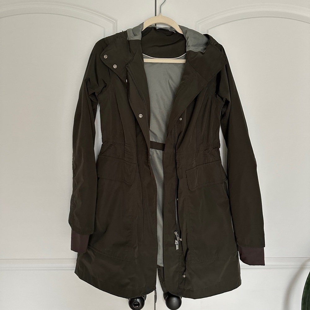 Athleta Olive Green Rain Jacket – Women’s XS